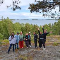 Suuret kiitokset kaikille ihanille retkiin, työpajoihin ja muihin tapahtumiin osallistuneille sekä Pro Lapinlahti mielenterveysseuran, Lapinlahden Lähde Oy:n ja Kahvila Lähteen työntekijöille ja muille tahoille kaikesta yhteistyöstä kuluneena vuonna! 

Kaupunkiluontokeskus lomailee kesällä, mutta heinäkuussa ja elokuussa on myös luvassa ohjelmaa. Katso lisätietoja nettisivuilta! Lisäksi kannattaa kurkata kesätiedotteemme (linkki biossa).

Ihanaa juhannusta kaikille! 😎🌿❤️
Kuva Vartiosaaren retkeltä 7.6.

#kaupunkiluontokeskus #kaikkienlapinlahti #lapinlahdenluontokeskus #lapinlahdenlähde #prolapinlahti 

Shortly in English:

Many thanks to all who have participated in our trips, workshops and other events! Also thank you all workers at Lapinlahden Lähde and beyond for amazing collaboration this past year ❤️

City Nature Centre is on holidays but there are events in July and August too, you can check July events already on our website (link in bio).

Happy Midsummer to everyone! 😎🌿❤️
Picture is from Vartiosaari trip 7.6.
