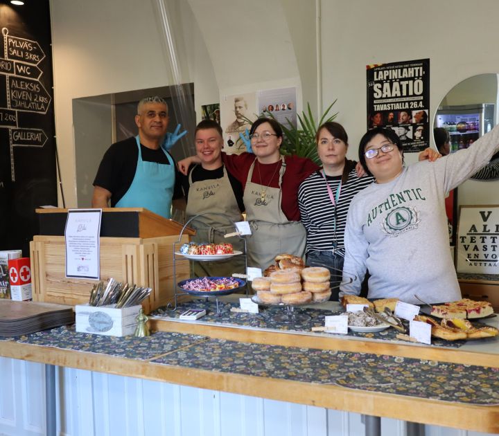 Kahvila Lähden ihmiset