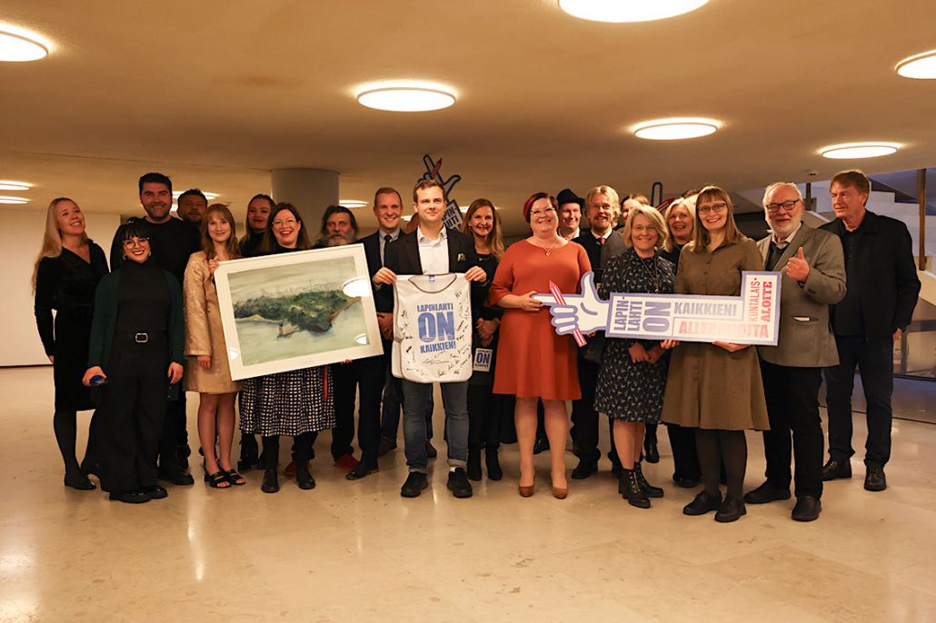 Lapinlahti-yhteisö kaupungintalolla 9.10.2024