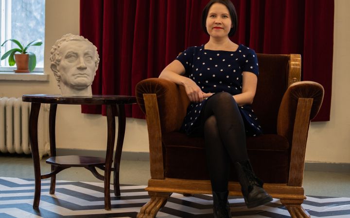 Ihmisiä Lähteellä Paula Talvikki