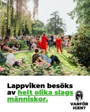Visste du att Lappviken besöks av helt olika slags människor?
Här möts alla: pensionärer, dagisgrupper, företagsteam, forskare, rehabiliterande inom missbruks- och mentalvård, stadsodlare, musiker, studenter, personer som tillhör könsminoriteter, långtidsarbetslösa och helt vanliga helsingforsare.
Tillsammans har vi skapat en atmosfär där alla kan vara sig själva. Människor i olika livssituationer och med olika bakgrunder kan mötas och lära av varandra. Besökarnas mångfald är både en rikedom och en viktig förutsättning för exempelvis ekonomiskt hållbar företagsverksamhet och en innovativ experimentkultur.
Det är därför svårt att förstå hur området – med en samlingspartistisk politikers ord – kan avfärdas som ett ”ställe där hippier hänger”.
Är du en av de 150 000 besökarna? Berätta det för beslutsfattarna idag. Instruktioner för hur du skriver ett e-postmeddelande finns på vår hemsida. Tack för att du hjälper beslutsfattarna att förstå mångfalden i Lappviken! 🥰
Skriv till beslutsfattarna: https://lapinlahdenlahde.fi/sv/varfor-igen-lappviken-ar-for-alla/
#helsingfors
