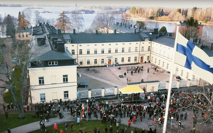 Kuvassa Lapinlahden rakennuksen ilmakuva