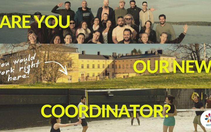 ihmisiä ja työpaikkailmoitus